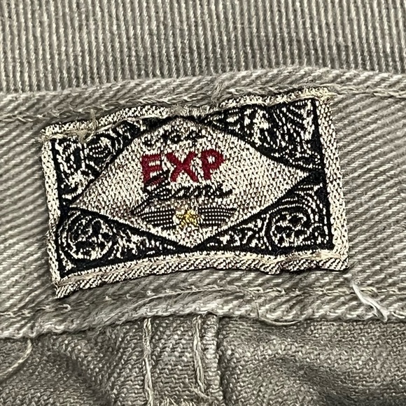 Express Brown Tapered Leg Denim Jeans Size 7/8 Women’s - Picture 2 of 7